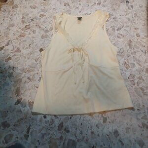 Wild FableJunior Women's Lacey Summer Top Small Light Yellow
